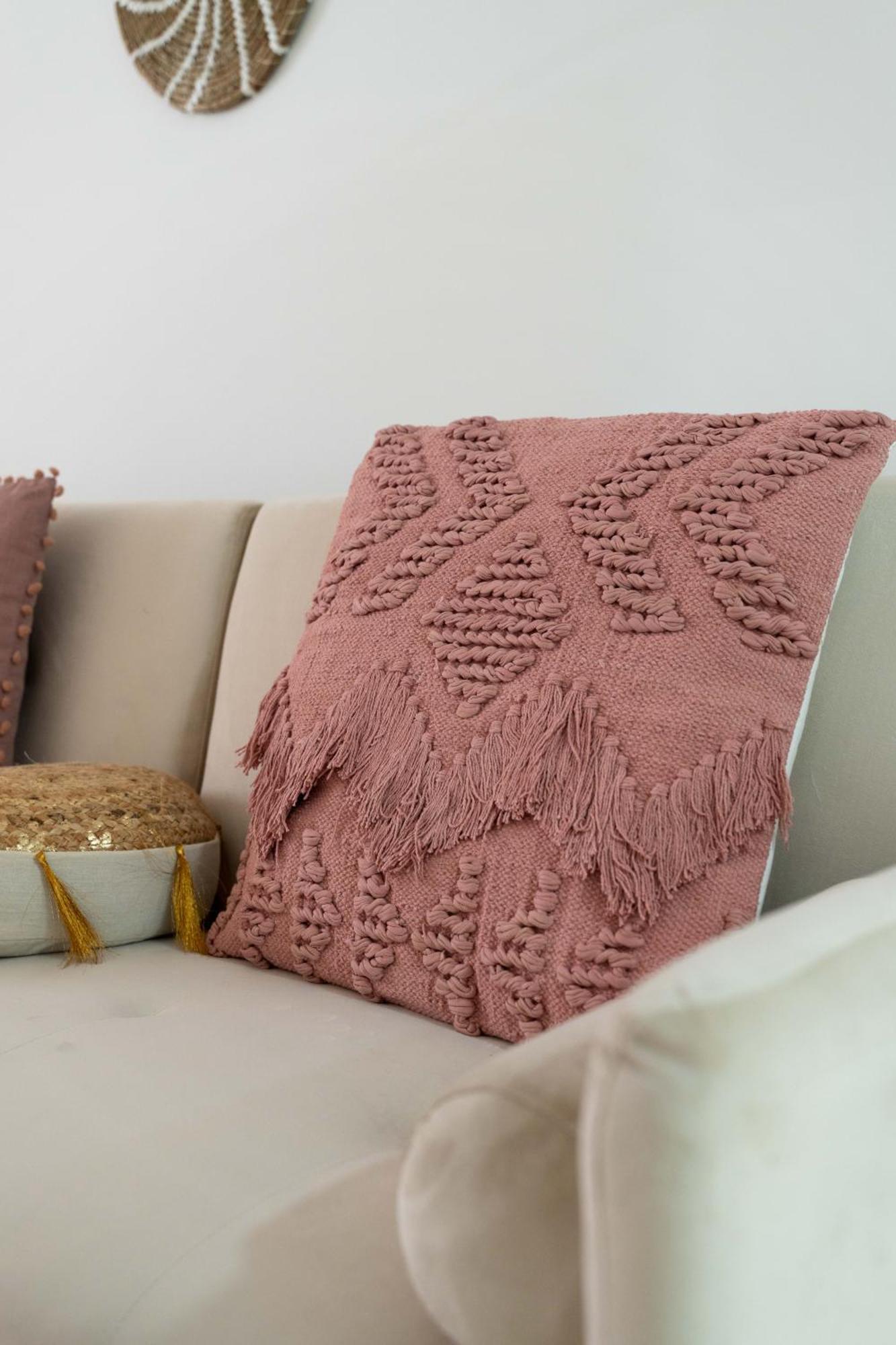 Cozy Bohemian Flat- Berry * Lissabon