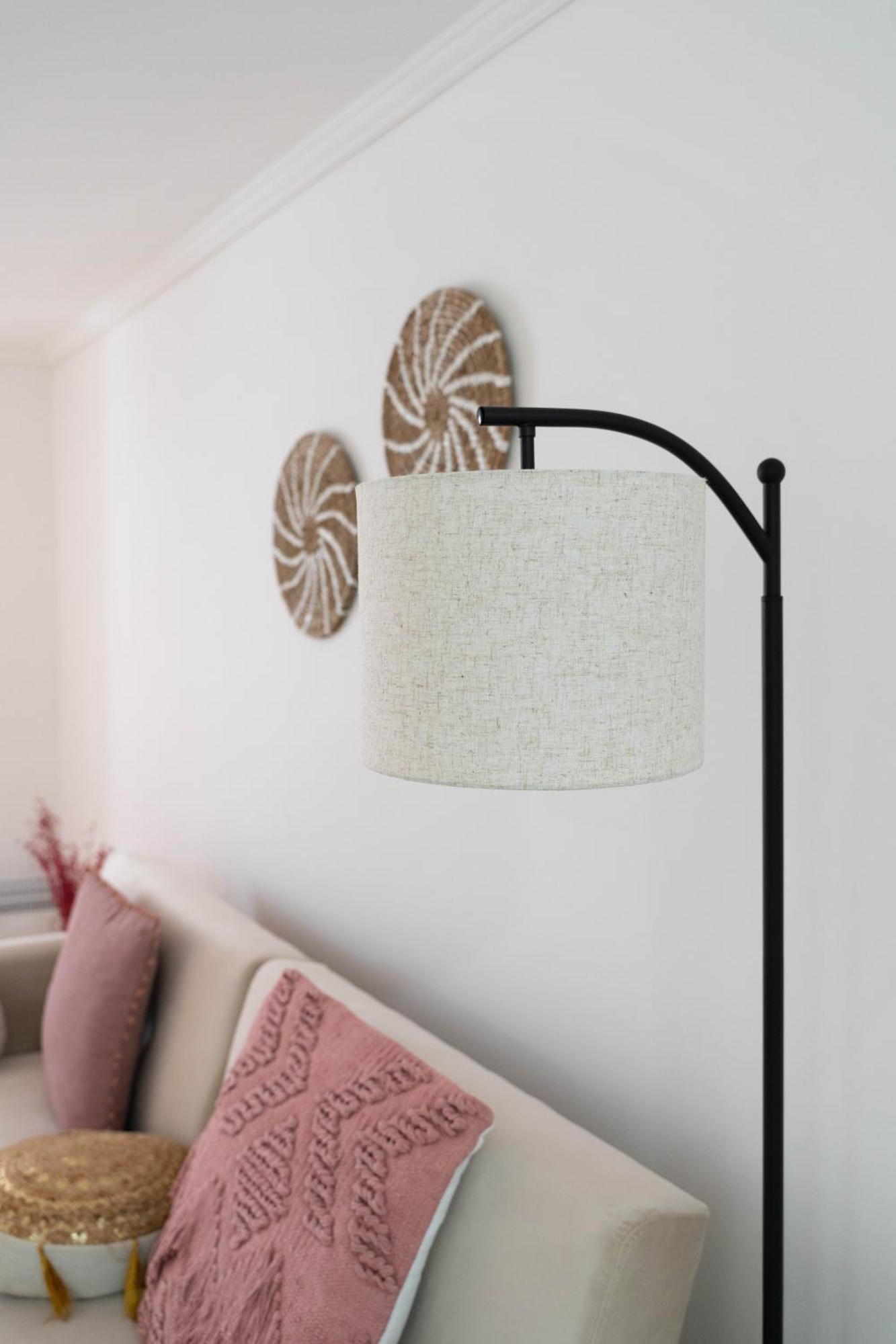 Cozy Bohemian Flat- Berry *