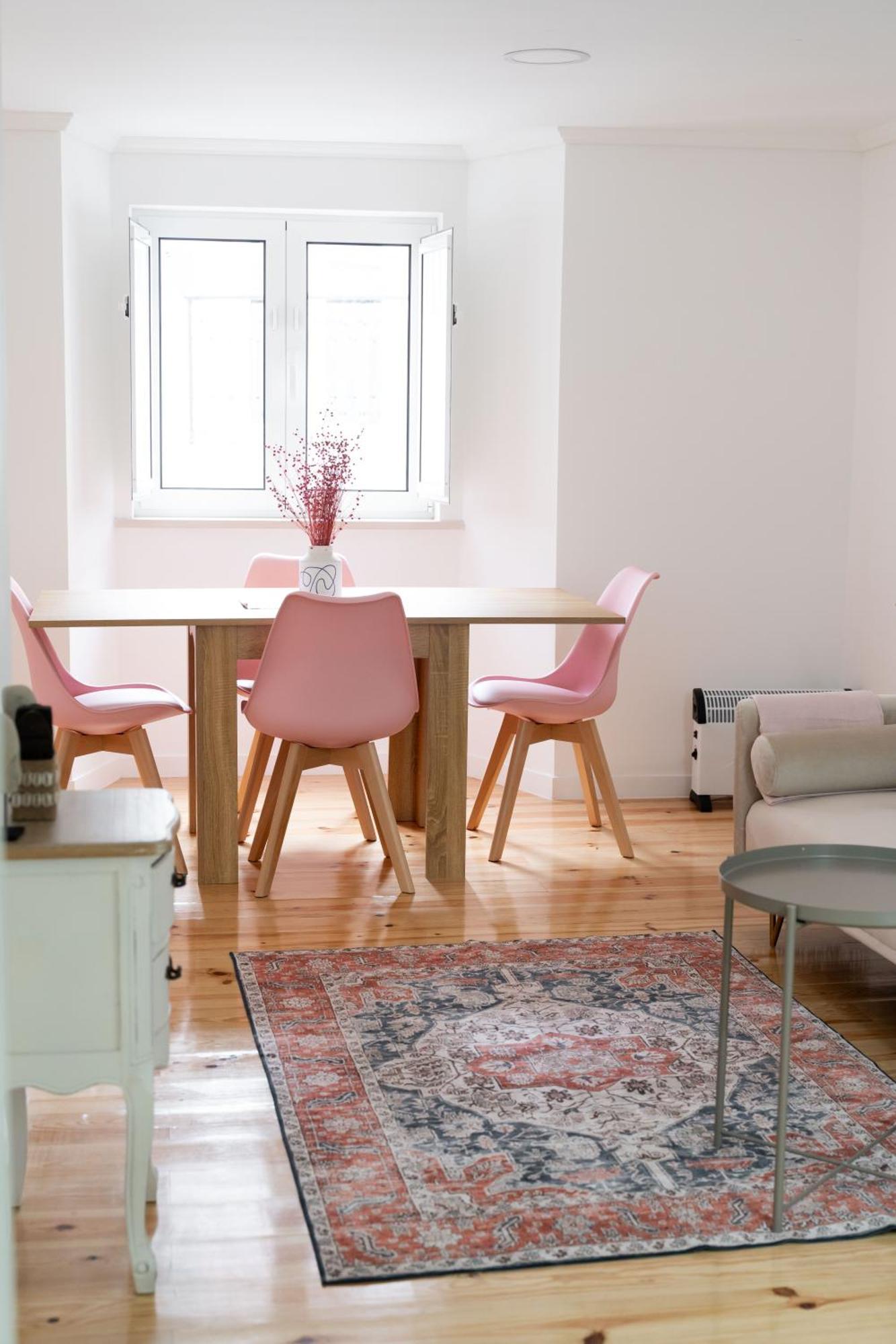 Apartment Cozy Bohemian Flat- Berry Lisbon